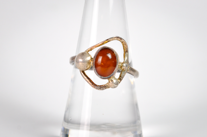 Vintage Modernist Sterling Silver Amber Ring Size 8 Open Wire Statement Design - Size 8 Amber Vintage Silver Statement Jewelry
