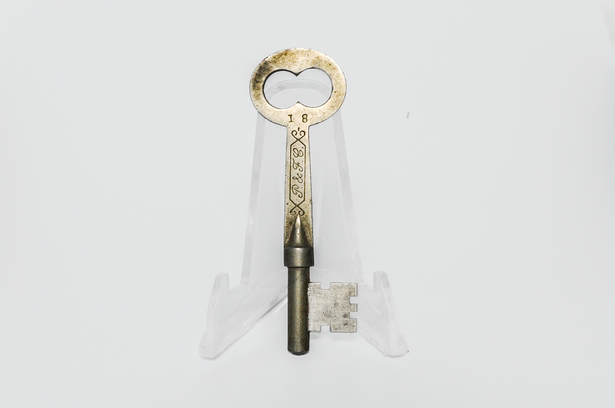 P. & F. C. Antique Solid Barrel Key Stamped 18 Victorian Interior Door Key - Antique P. &amp; F. Corbin Skeleton Key No. 18 Ornate Script Logo Ribbon Scroll Bow