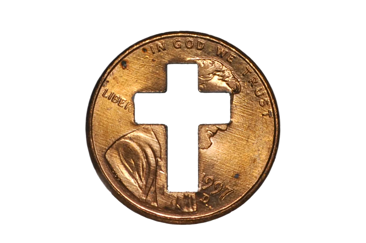 1997 UNC Cutout Cross Lincoln Penny Token - Uncirculated Stamped Cross Cutout 1997 Lincoln Memorial Penny