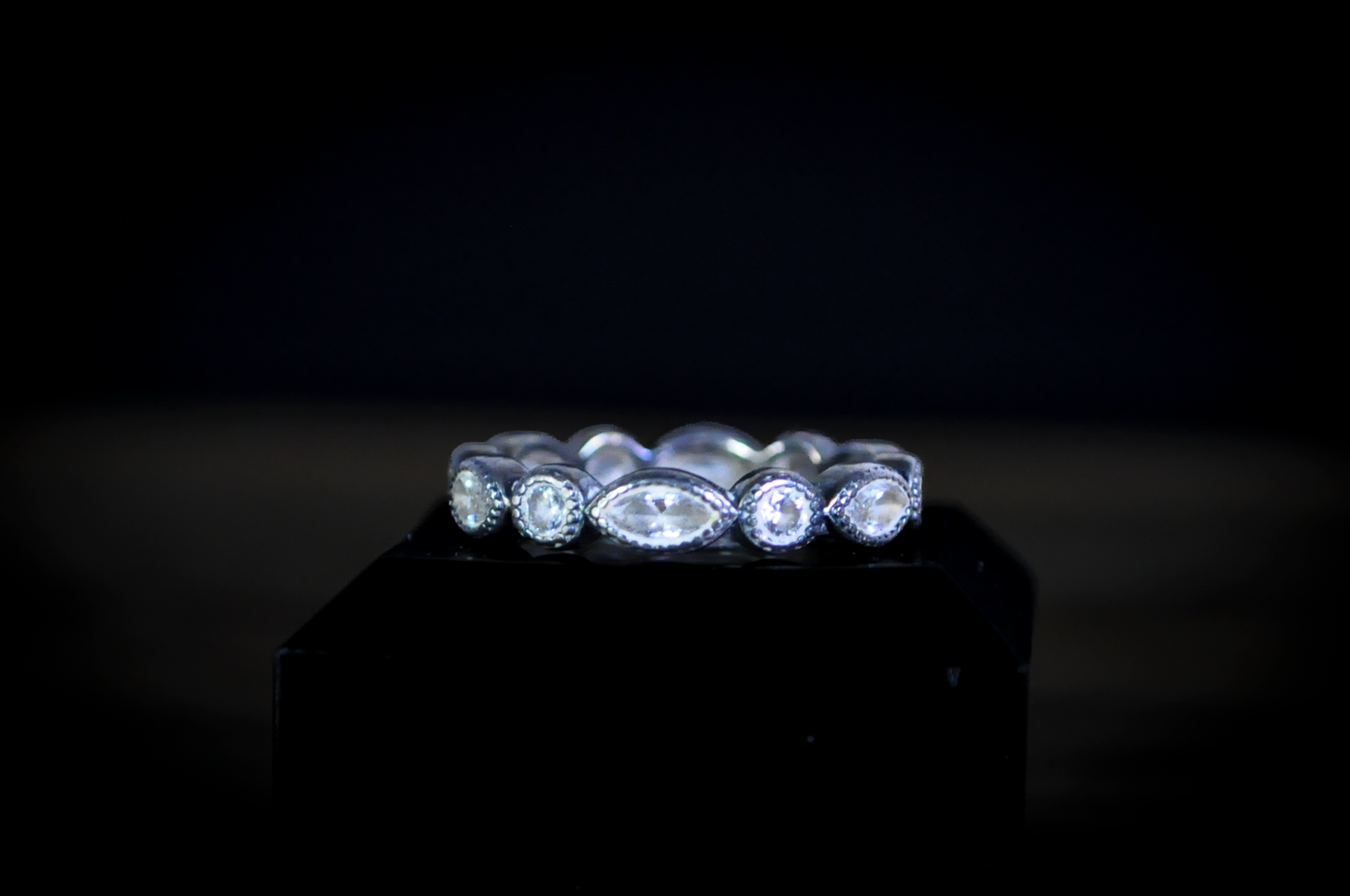 Authentic Pandora Alluring Brilliant Marquise Ring Size 5 - Pandora Retired Alluring Brilliant Marquise Band