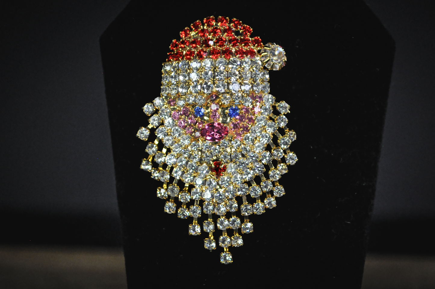 Sparkling Rhinestone Santa Claus Holiday Brooch By @OTC - Vintage-Style Crystal Santa Claus Christmas Pin