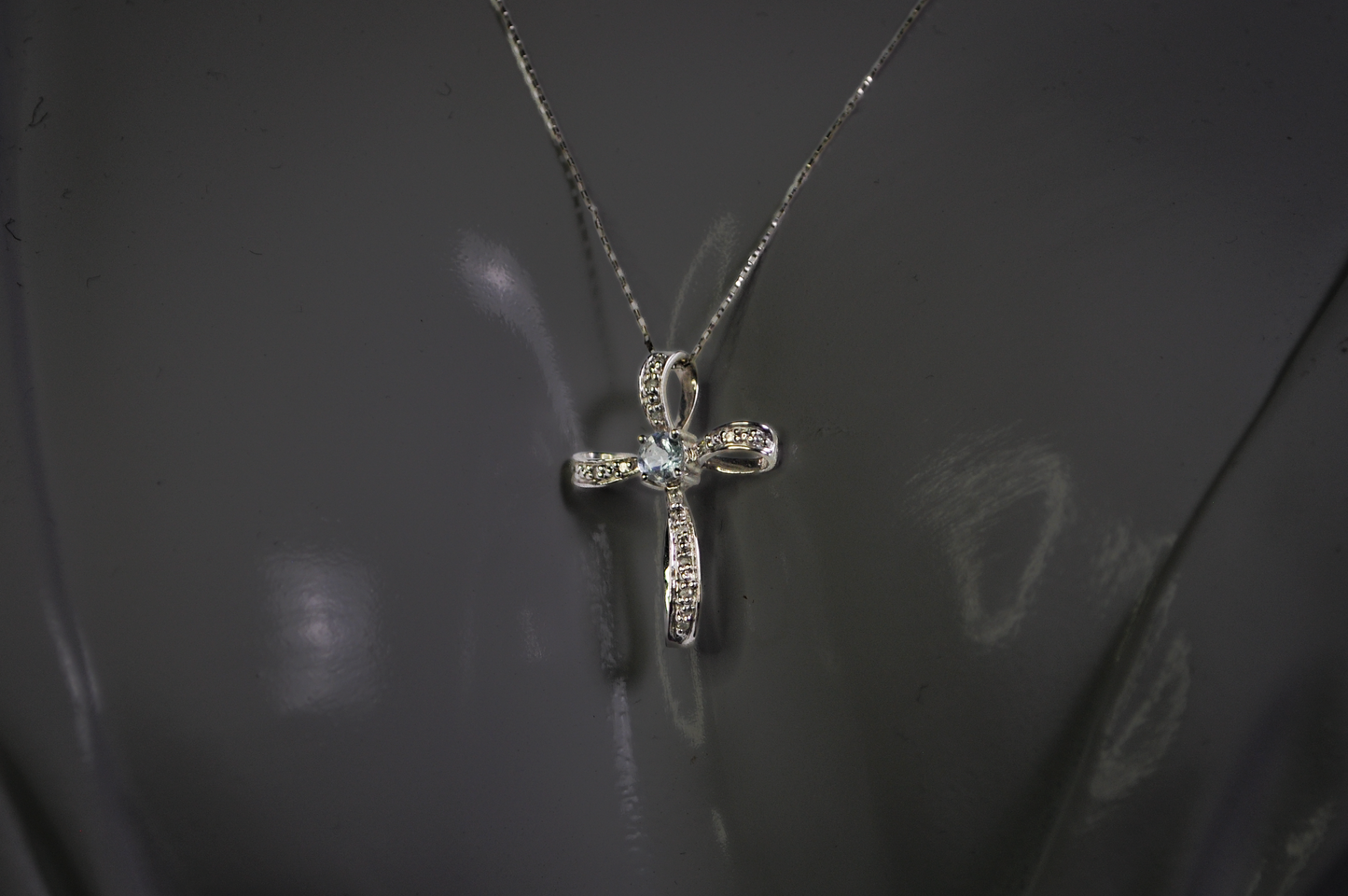 Belair "BIG" 14K Gold Aquamarine Cross Necklace Pendant 1.6g Vintage Religious - 14K White Gold Pinwheel Cross Pendant with Natural Aquamarine