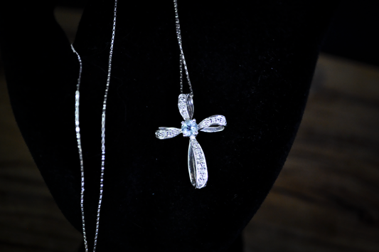 Belair "BIG" 14K Gold Aquamarine Cross Necklace Pendant 1.6g Vintage Religious - 14K White Gold Pinwheel Cross Pendant with Natural Aquamarine