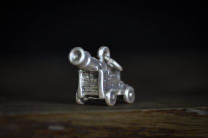 Vintage Sterling Silver Fort McHenry Cannon Charm Pendant - Vintage Fort McHenry Rodman Smoothbore Cannon Sterling Silver Charm