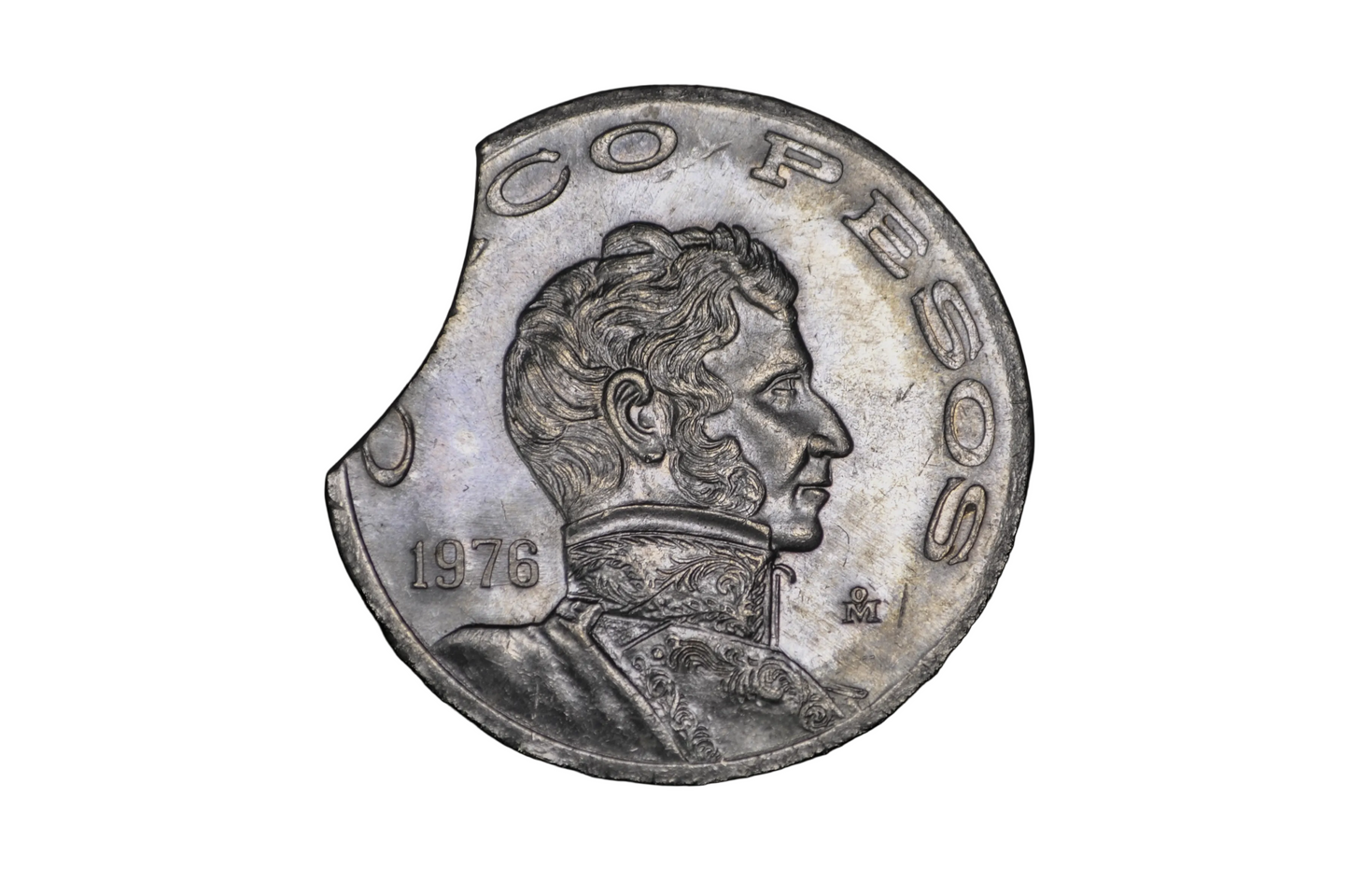 1976 Mexico 5 Pesos Major Curved Clipped Planchet Mint Error - Dramatic Clipped Planchet Error 1976 Mexico 5 Pesos Coin