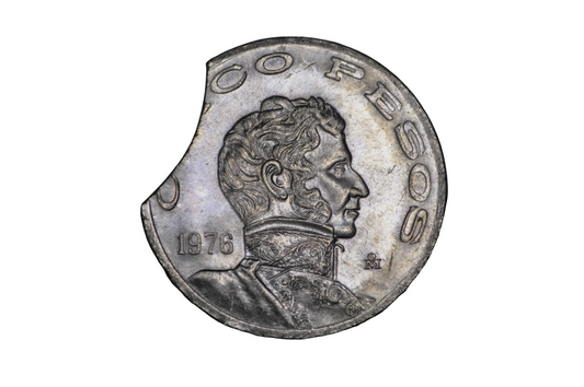 1976 Mexico 5 Pesos Major Curved Clipped Planchet Mint Error - Dramatic Clipped Planchet Error 1976 Mexico 5 Pesos Coin