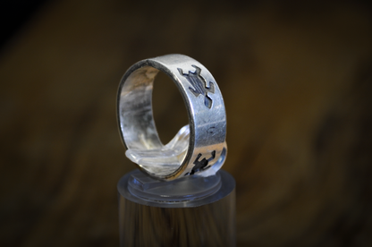 Vintage Sterling Silver Native Turtle Band Ring Size 7 - Stunning Size 7 Sterling Silver Turtle Band Ring