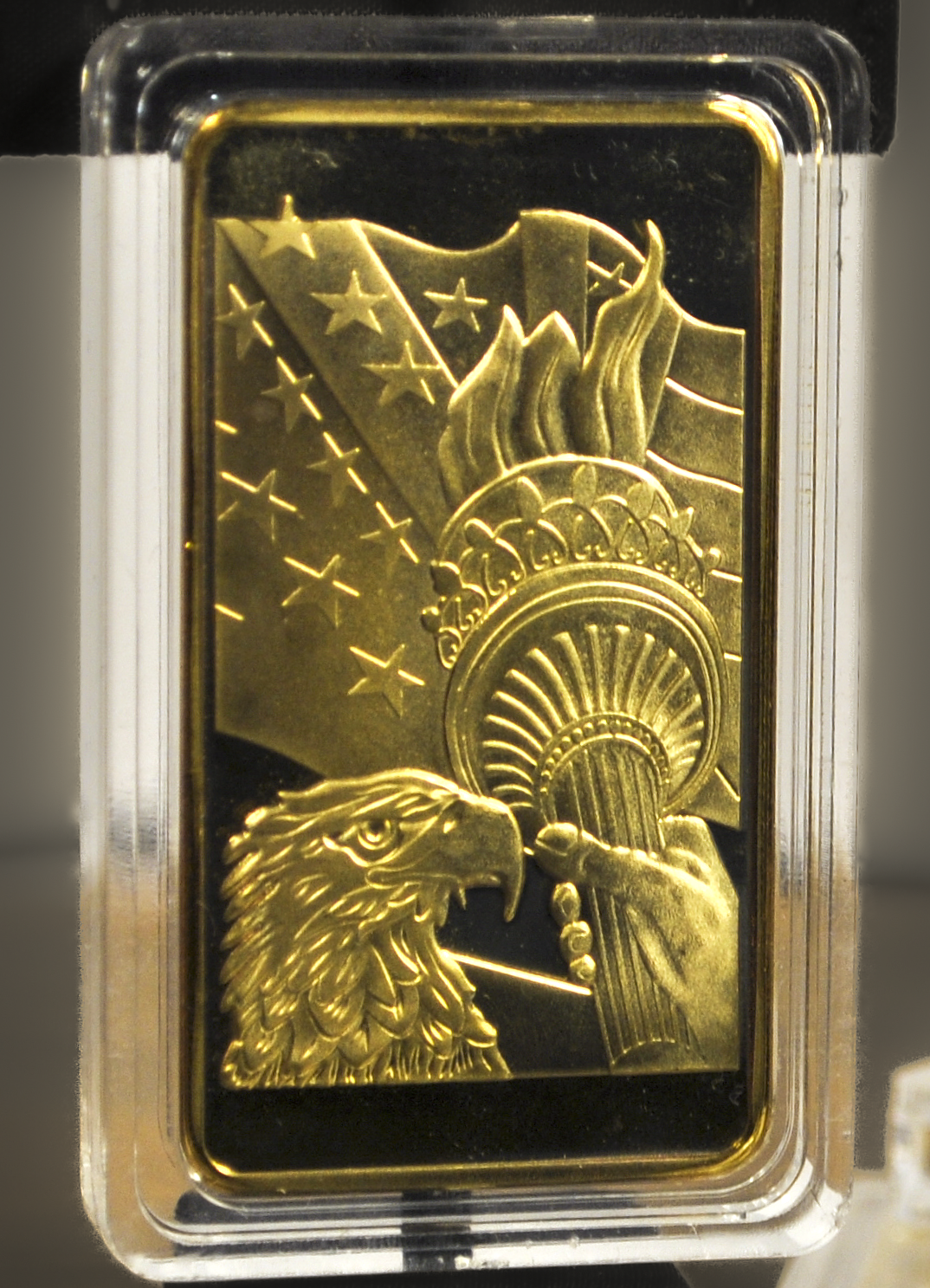 Souvenir Bar Statue of Liberty One Troy Ounce (Not Gold) - Play Money 1 Troy Ounce Statue of Liberty Design