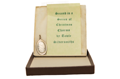 Vintage Towle Silversmiths Charm Second Day of Christmas - Two Turtle Doves Vintage Towle Silversmiths Charm