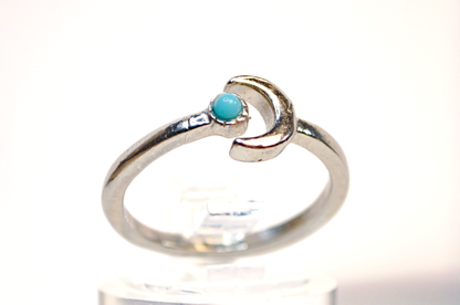 Sterling Silver Robin‑egg Turquoise Crescent Moon Ring Size 7 - Size 7 Robin Egg Turquoise Moonstone‑Style Sterling Ring