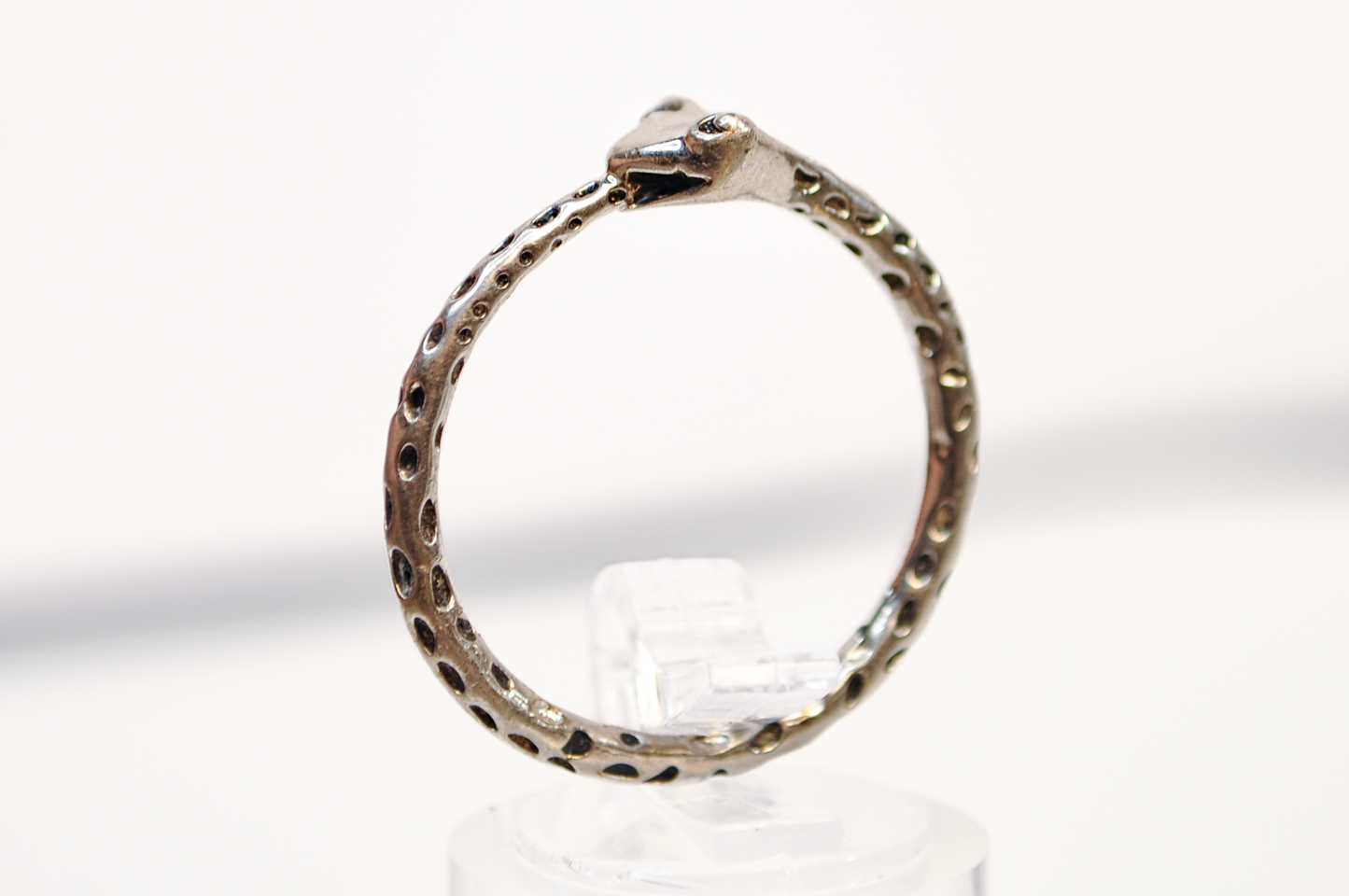 Size 10 Sterling Silver Infinity Snake Ring - Sterling Silver Serpent‑Eating‑its‑Tail Ring Size 10