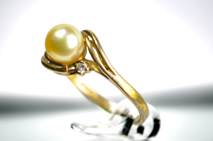 Vintage Sterling Silver Gold Plated Pearl Ring Size 6.5 - Mid-Century Sterling Silver Pearl Bypass Ring Size 6.5