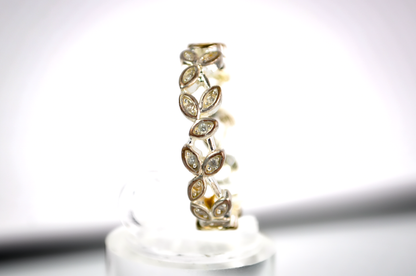 Vintage Sterling Leaf Shape Cubic Zirconia Diamond Accents Size 7 - Dainty Sterling Silver Olive Branch Motif Ring Sz 7