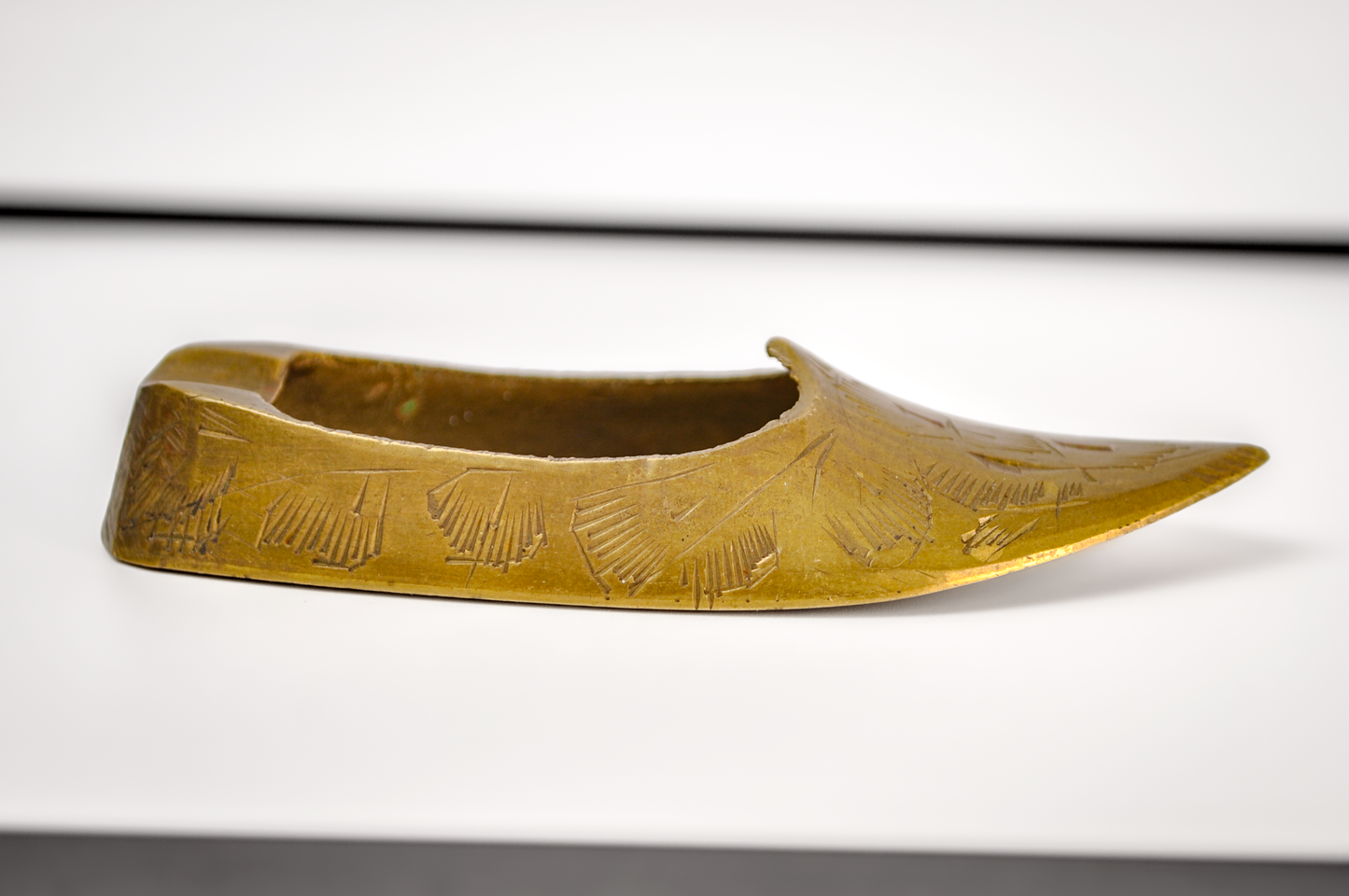 Hand Engraved Solid Brass Shoe Catch All Made In India - Antique Brass Slipper Ashtray Miniature