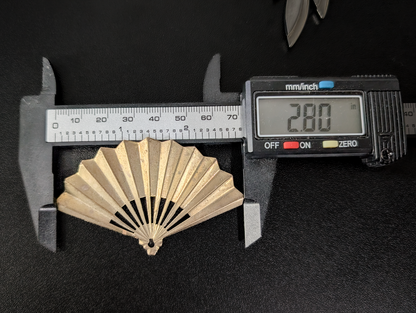 Vintage Solid Brass Oriental Style Hand Fan Brooch - Mid-Century Decorative Brass Fan Brooch