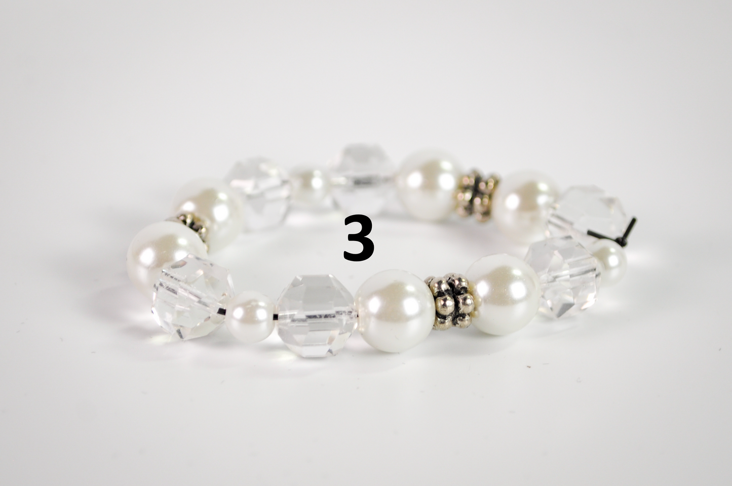 Vintage-Style Faux Pearl Stretch Bracelets Choose Your Variant - Faux Pearl Stretch Bracelets in Many Colors