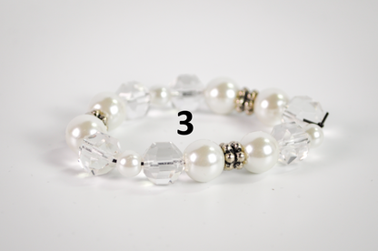 Vintage-Style Faux Pearl Stretch Bracelets Choose Your Variant - Faux Pearl Stretch Bracelets in Many Colors