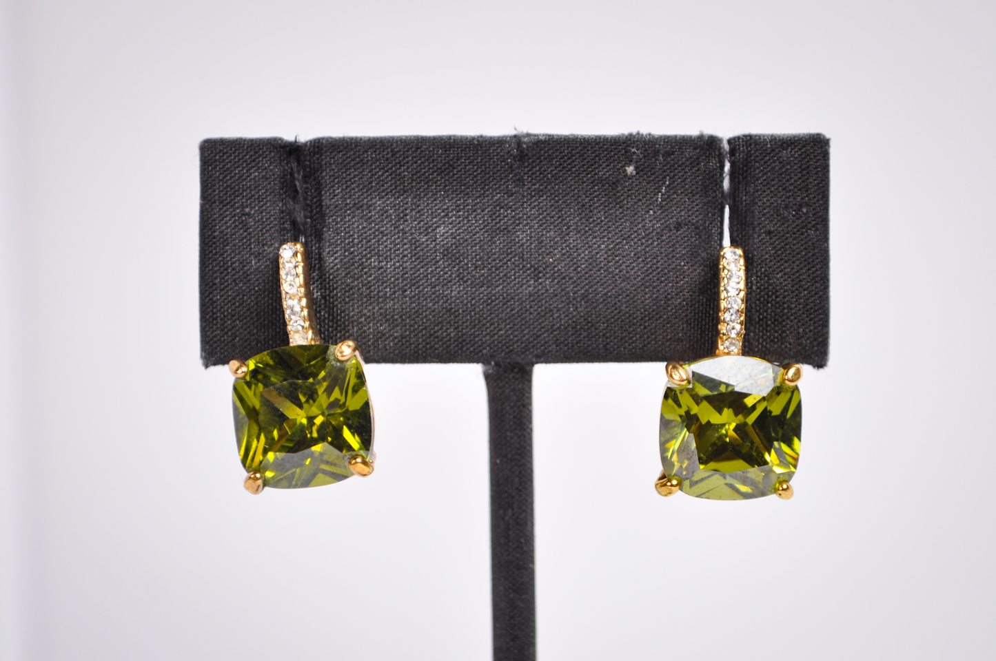 Vintage Cushion Cut Green Square Gemstone Dangle Earrings - Olive Green Cushion-Cut Cubic Zirconia Drop Earrings