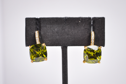Vintage Cushion Cut Green Square Gemstone Dangle Earrings - Olive Green Cushion-Cut Cubic Zirconia Drop Earrings