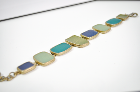 Chunky Gold-Tone Link Bracelet Blue/Green Sea Glass - Multicolored Sea Glass Gold Toned Costume Bracelet