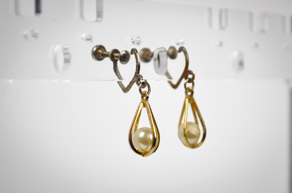Vintage Caged Faux Pearl Dangle Drop Earrings Gold Tone - Faux Pearl Caged Screw-back Dangle Earrings