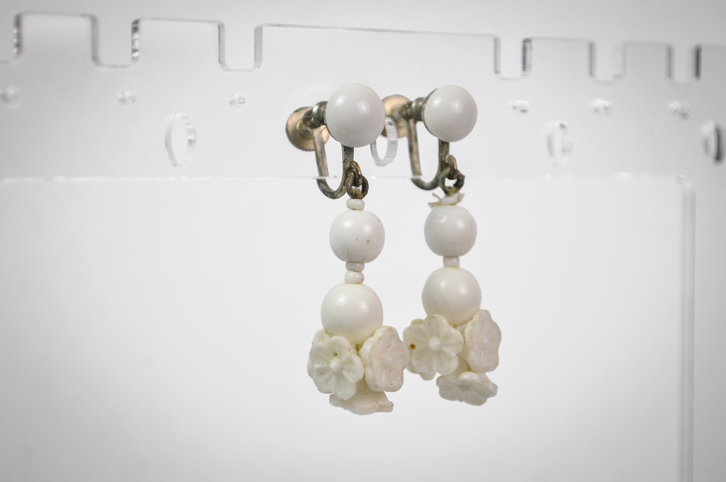 Vintage Japanese White Milk Glass Beads & Floral Screw Back Earrings - Stunning Japanese Milk Glass Beaded Dangle Screw Back Earrings