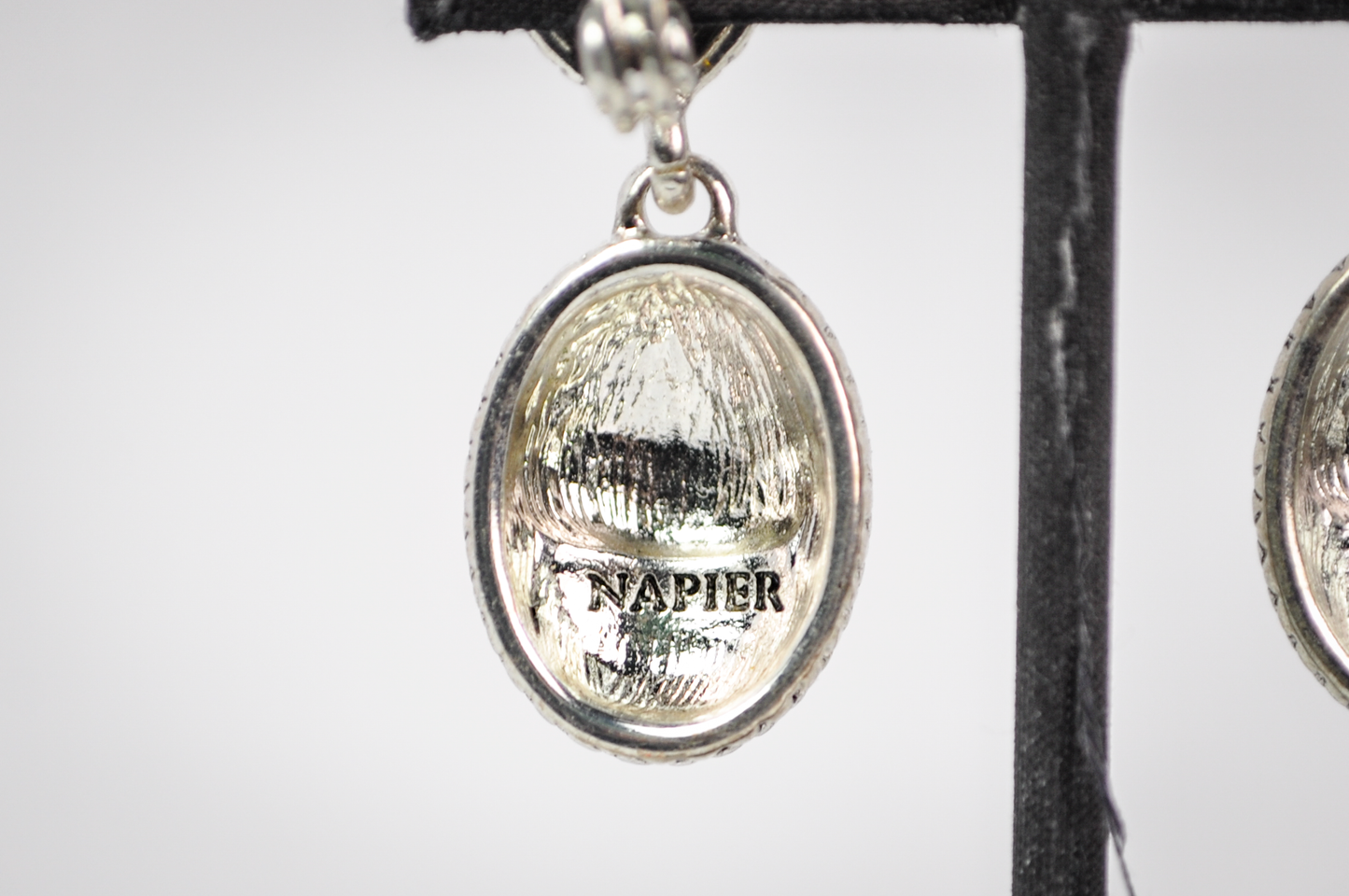 Vintage Napier Brand Double Oval Drop Clip-on Earrings - Stunning Silver Tone Oval Drop Costume Earrings