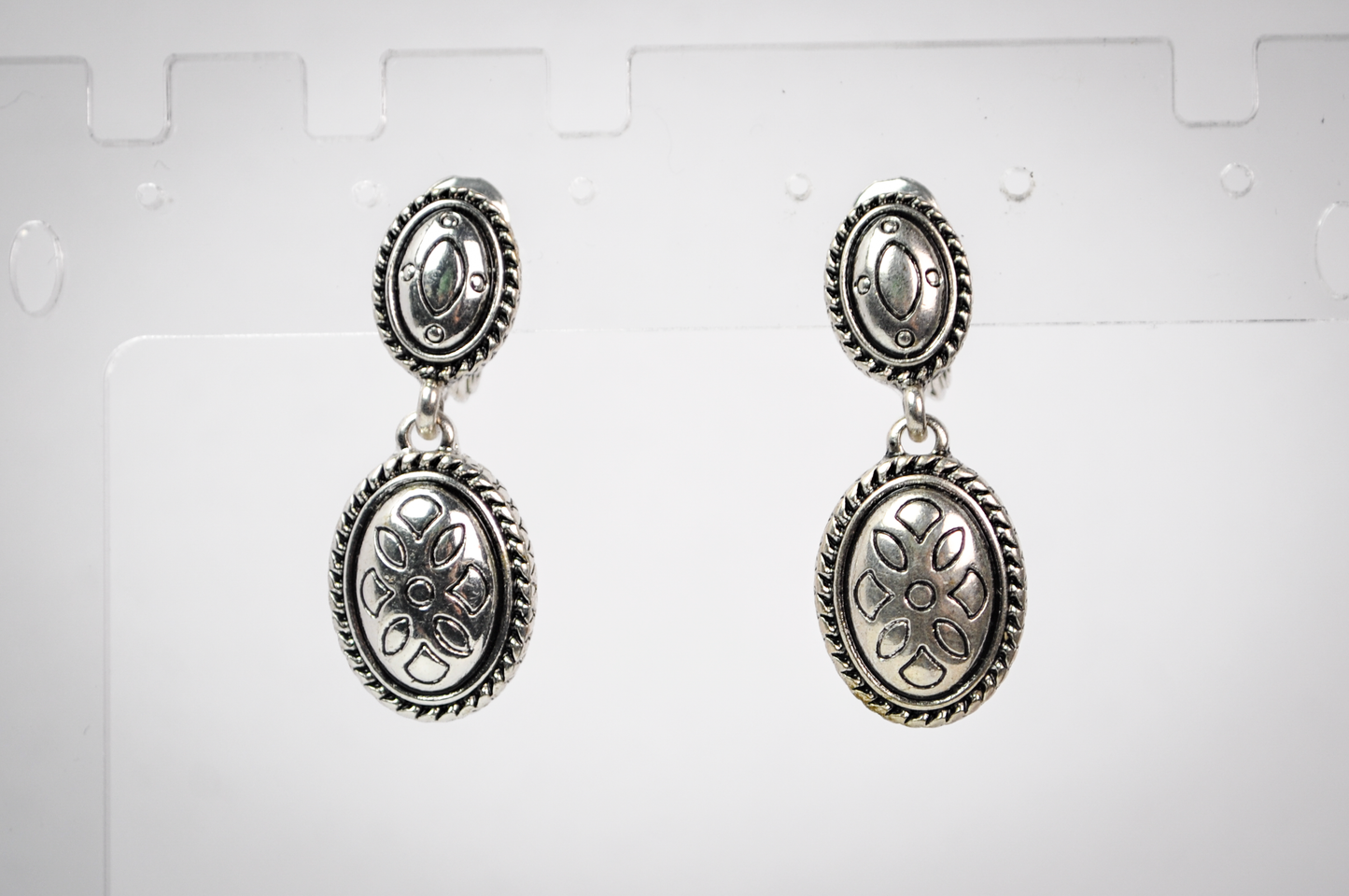 Vintage Napier Brand Double Oval Drop Clip-on Earrings - Stunning Silver Tone Oval Drop Costume Earrings