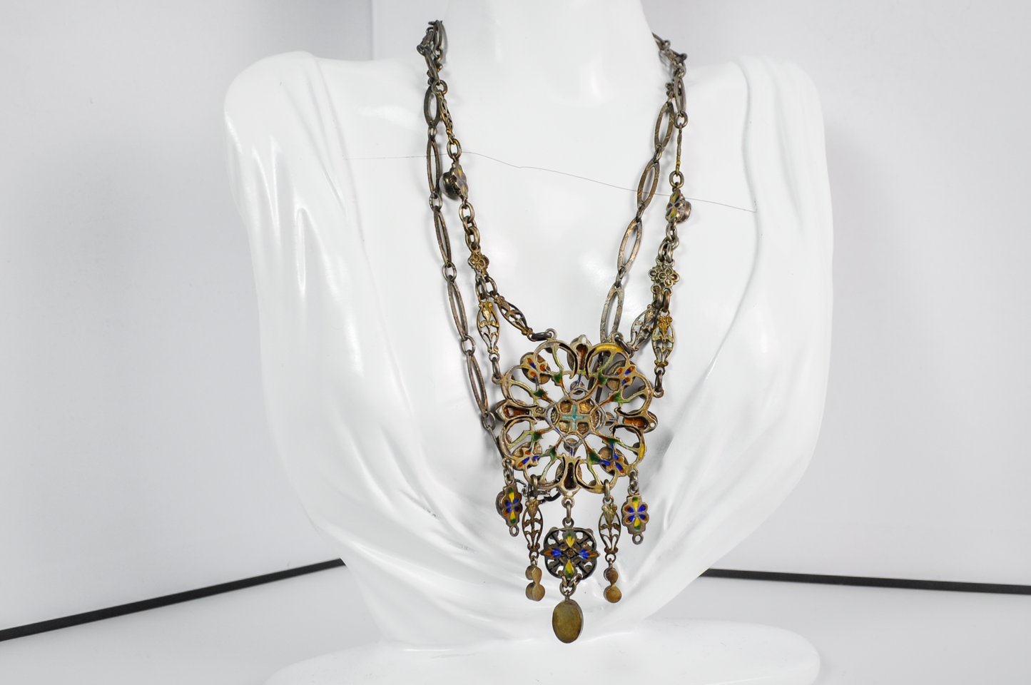 Late 19th-Century Austro-Hungarian Opal and Green Tourmaline Silver Necklace - Antique Austro-Hungarian Opal & Tourmaline Silver Statement Necklace