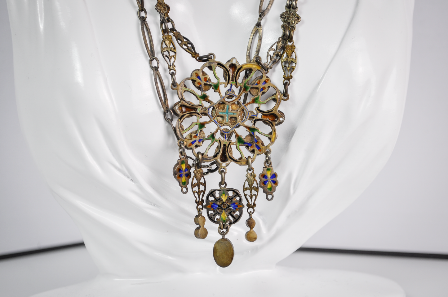Late 19th-Century Austro-Hungarian Opal and Green Tourmaline Silver Necklace - Antique Austro-Hungarian Opal & Tourmaline Silver Statement Necklace