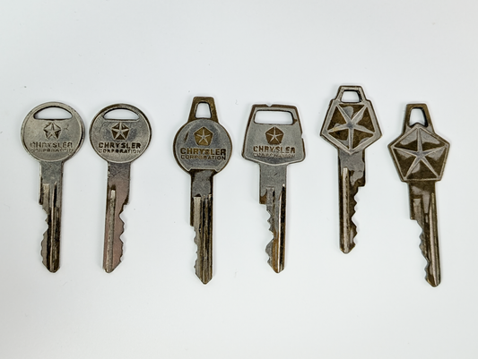 Lot of 6 Vintage Chrysler Corporation Car Keys - 6 Vintage Chrysler Car Keys Pentastar Logo