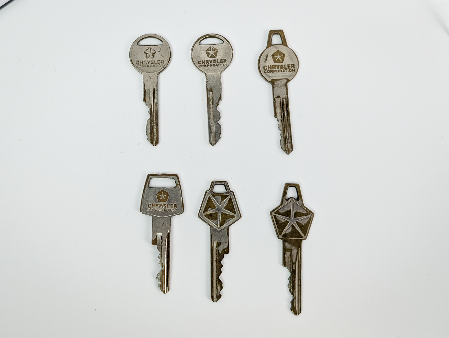 Lot of 6 Vintage Chrysler Corporation Car Keys - 6 Vintage Chrysler Car Keys Pentastar Logo