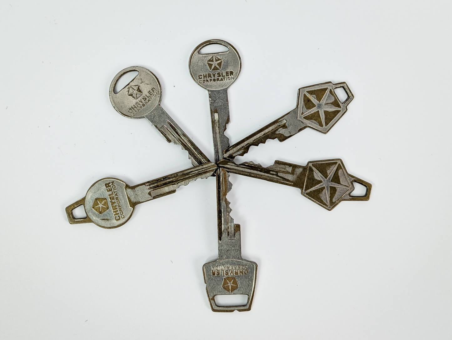 Lot of 6 Vintage Chrysler Corporation Car Keys - 6 Vintage Chrysler Car Keys Pentastar Logo