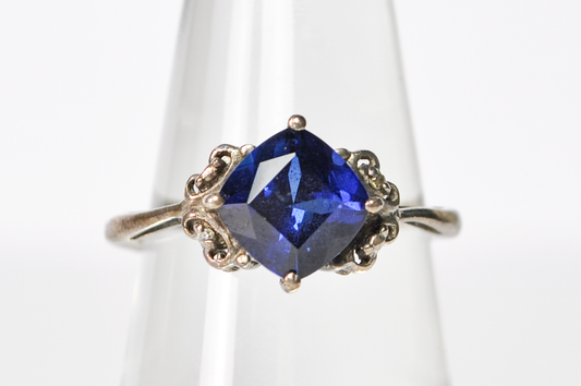 Vintage 925 Sterling Silver Blue Center Stone Filigree Ring Size 6 - Cushion Cut Royal Blue Center Stone Cocktail Ring Silver Vintage Scrollwork
