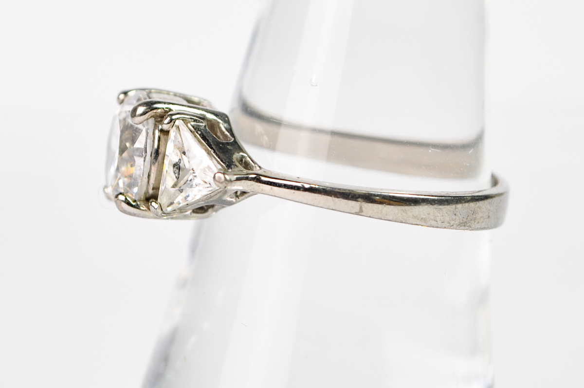 Vintage Style Sterling Silver Ring Size 8 Three Stone Round Cubic Zirconia - Sterling Silver 925 Faux Diamond Engagement Ring Sz 8