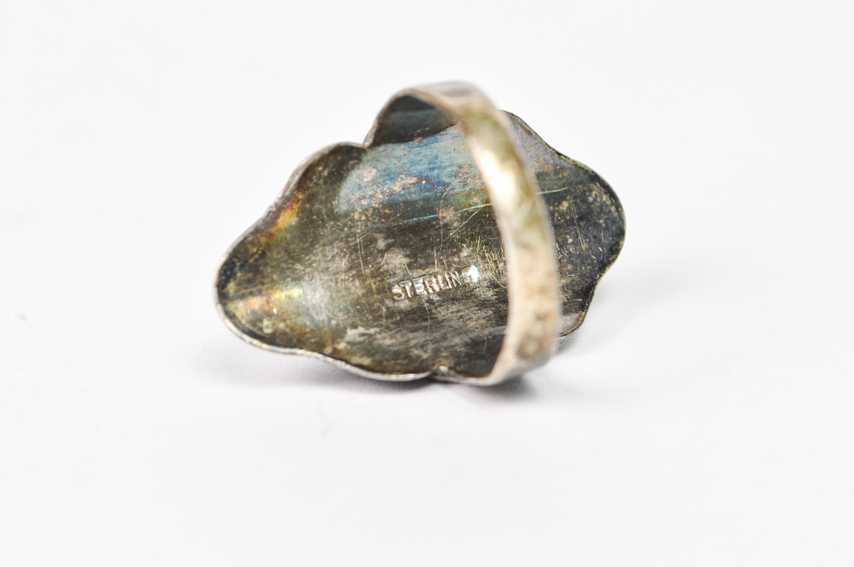 Vintage Southwestern Green Turquoise Scalloped Ring Size 4 - Native American Green Turquoise Ring Size 4 Scalloped Sterling Silver