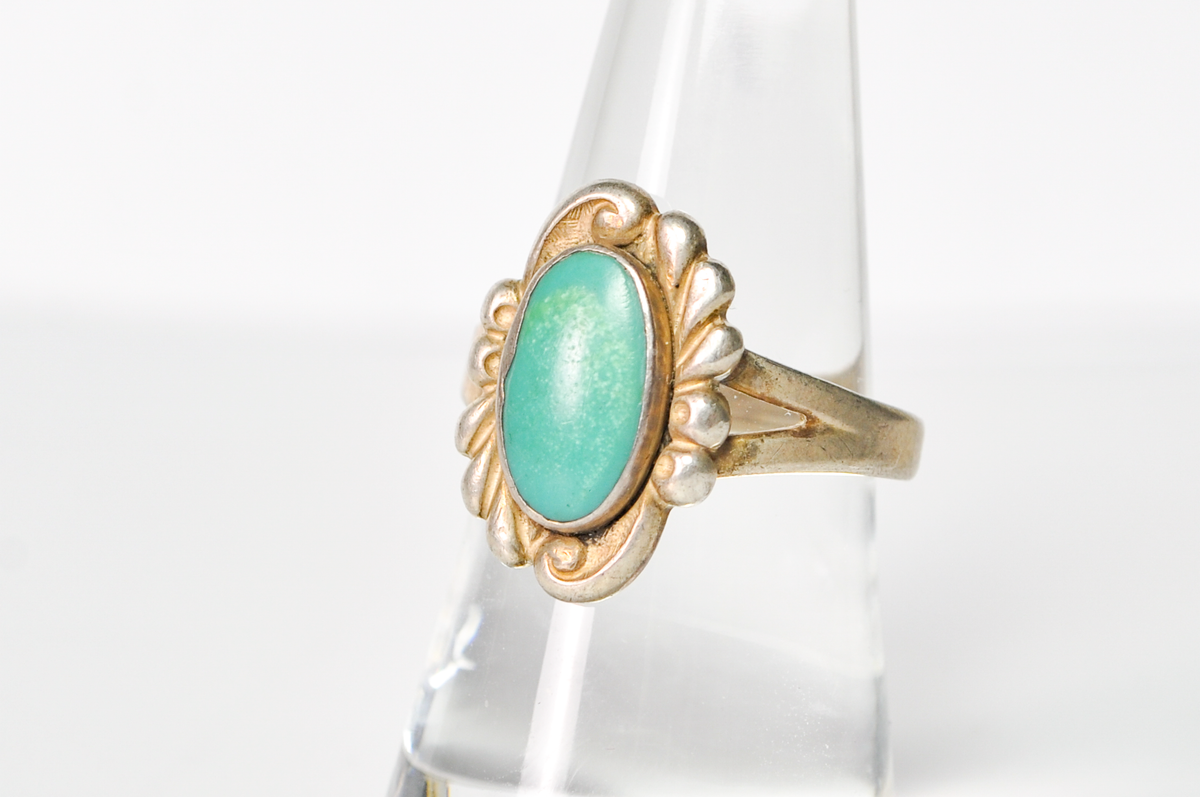 Vintage Navajo Sterling Silver Turquoise Ring Size 9 - Stunning Oval Turquoise Size 9 Native Sterling Ring