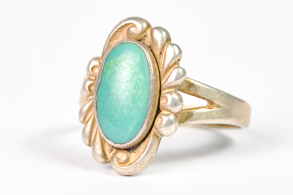 Vintage Navajo Sterling Silver Turquoise Ring Size 9 - Stunning Oval Turquoise Size 9 Native Sterling Ring