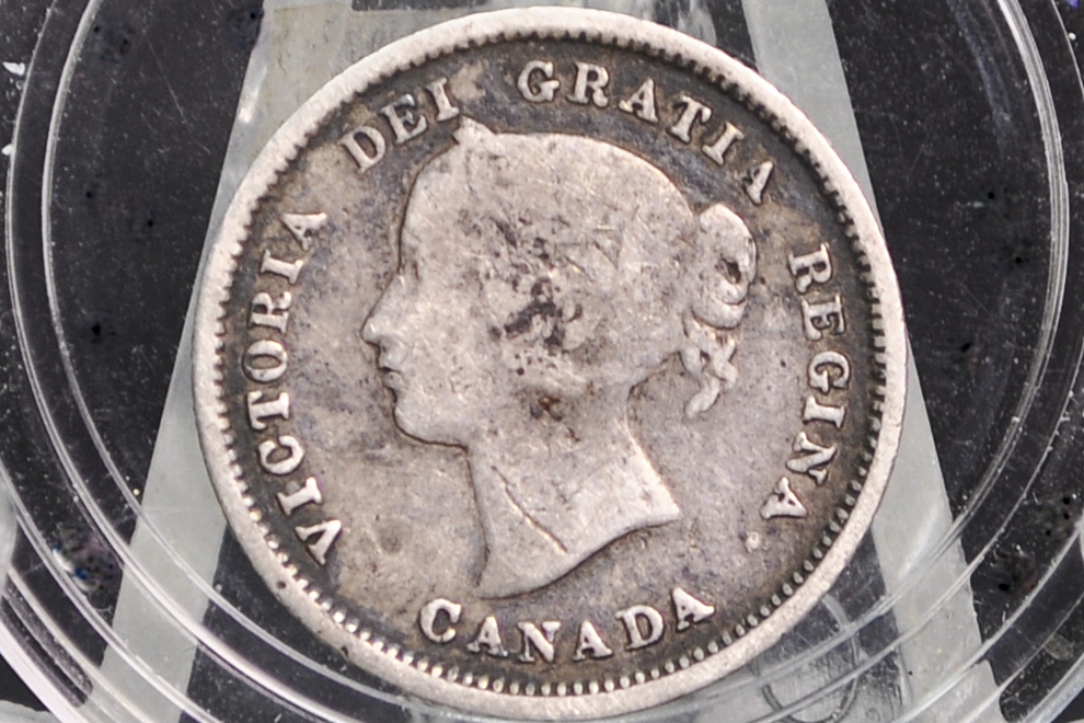 1872 Canadian Silver 5 Cent Coin - VG+ - Queen Victoria Canada 5 Cent Sterling Silver 1872