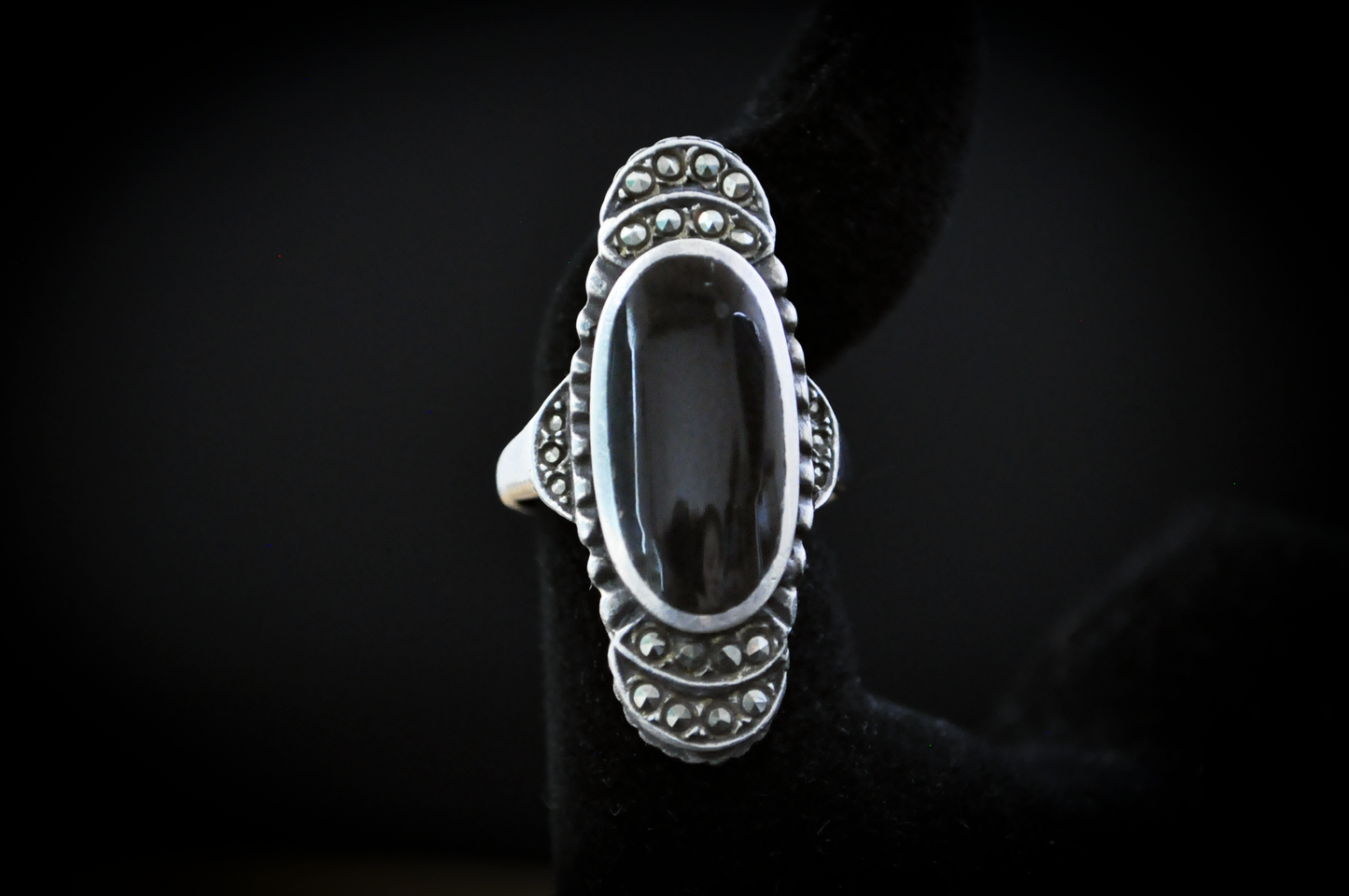 Stunning Sterling Silver Oval Black Onyx Ring - Size 5.5 - Stamped and Tested Sterling Silver - Cubic Zirconium Studded