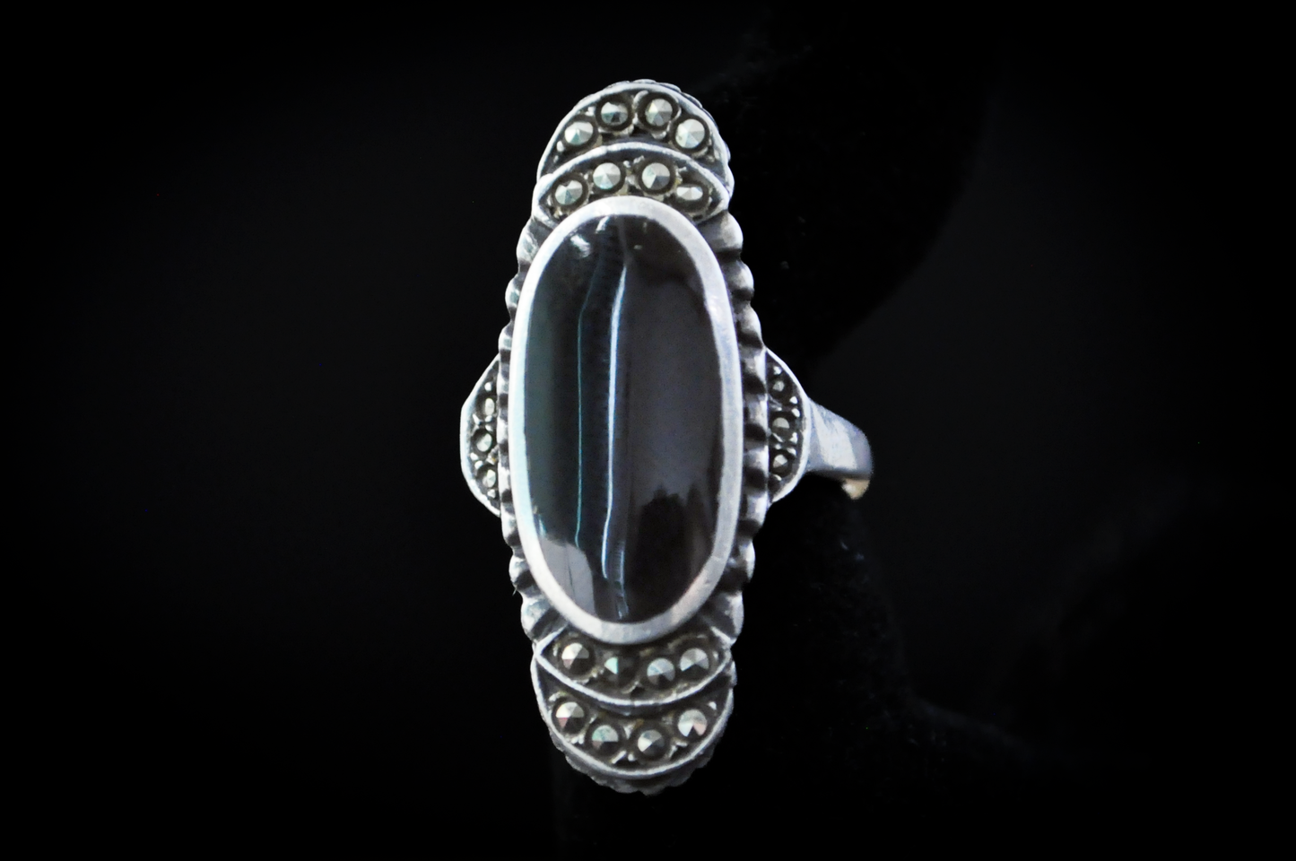 Stunning Sterling Silver Oval Black Onyx Ring - Size 5.5 - Stamped and Tested Sterling Silver - Cubic Zirconium Studded