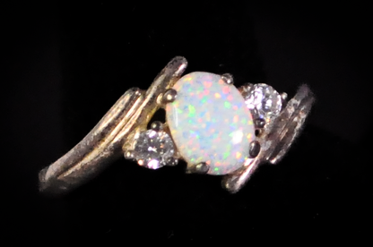 Stunning Sterling Silver Fiery Opal Cubic Zirconium Ring - Size 10 - Stamped and Tested Sterling Silver - Sparkling Jewelry