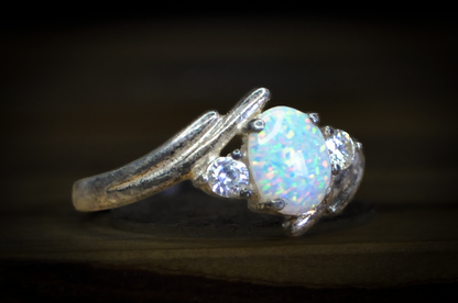 Stunning Sterling Silver Fiery Opal Cubic Zirconium Ring - Size 10 - Stamped and Tested Sterling Silver - Sparkling Jewelry