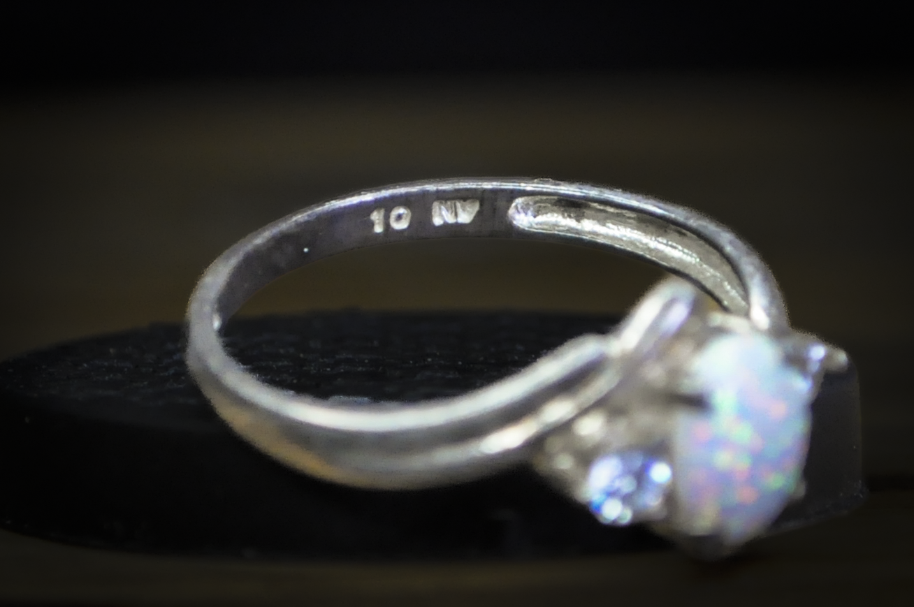 Stunning Sterling Silver Fiery Opal Cubic Zirconium Ring - Size 10 - Stamped and Tested Sterling Silver - Sparkling Jewelry