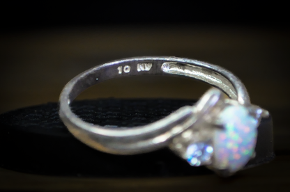 Stunning Sterling Silver Fiery Opal Cubic Zirconium Ring - Size 10 - Stamped and Tested Sterling Silver - Sparkling Jewelry
