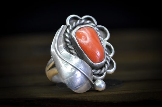 Vintage Native American Southwest Flower Shaped Coral Leaf Ring - Size 6 - Tested Sterling Silver - Zuni Coral Leaf Ring