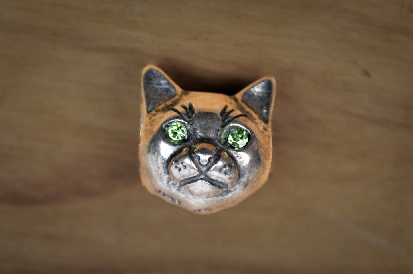 Zable Sterling Silver Peridot Eyed Cat Face Bead Charm - Stamped and Tested Sterling Silver - Animal Bracelet Charms