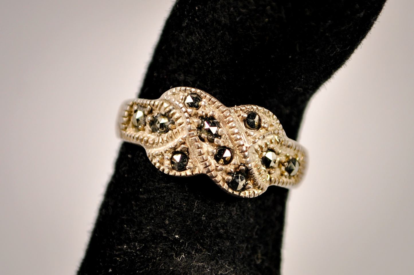 Vintage Art Deco Sparkling Rhinestone Twisting Pattern Ring - Size 6 - Stamped and Tested Sterling Silver - Small Art Deco Ring