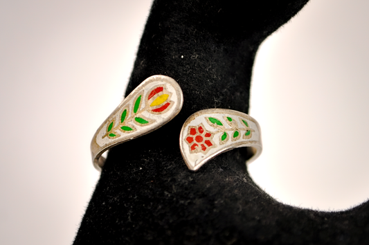 Vintage Silver White Enamel Floral Ring - Size 6 (Adjustable) - Stamped and Tested Sterling Silver - Tulips and Pansies - Thailand Jewelry