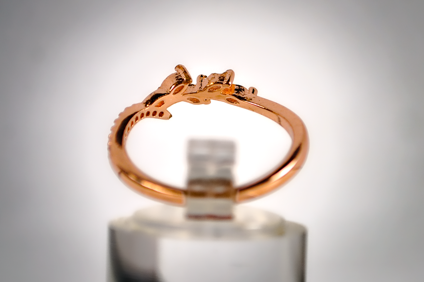 Rose Gold Moissanite Leaf Curved Ring - Size 7 - Stamped and Tested Sterling Silver - Rose Gold Silver Jewelry